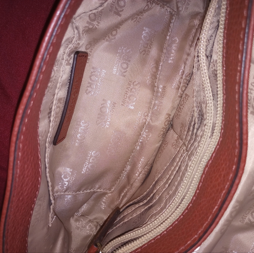 Michael Kors purse - Picture 8 of 11